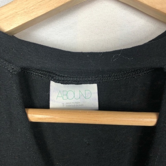 Abound Black Distressed Cutout V-Neck Tie Front Tank Top S - Picture 4 of 4